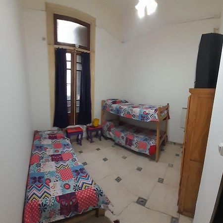 Hospedaje La Rana Буенос Айрес Екстериор снимка